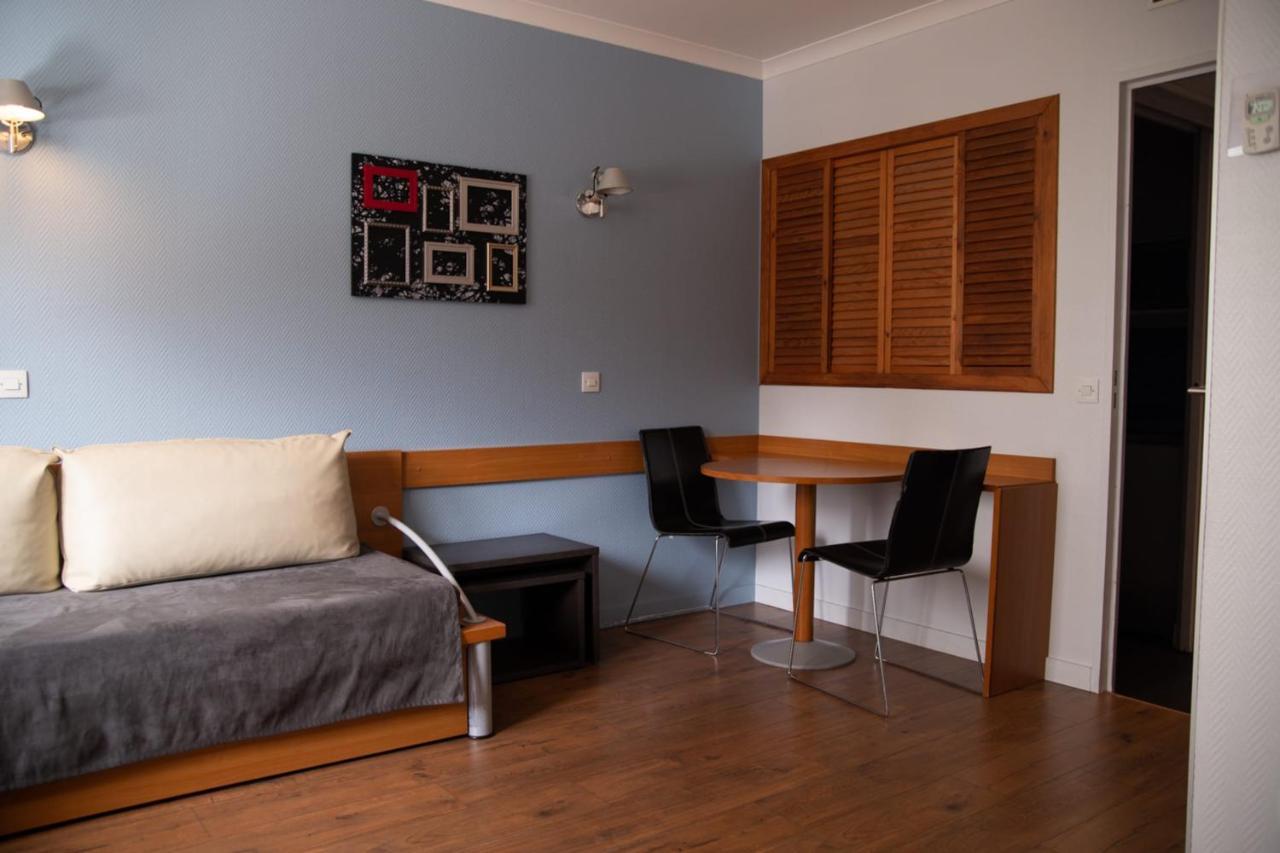 Confortable Apartment Near Porte De Versailles Issy-les-Moulineaux Bagian luar foto